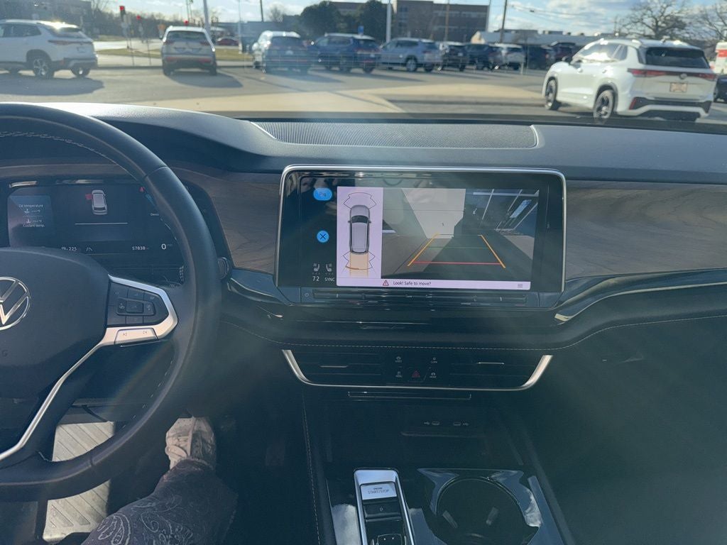 2024 Volkswagen Atlas 2.0T SE w/Technology