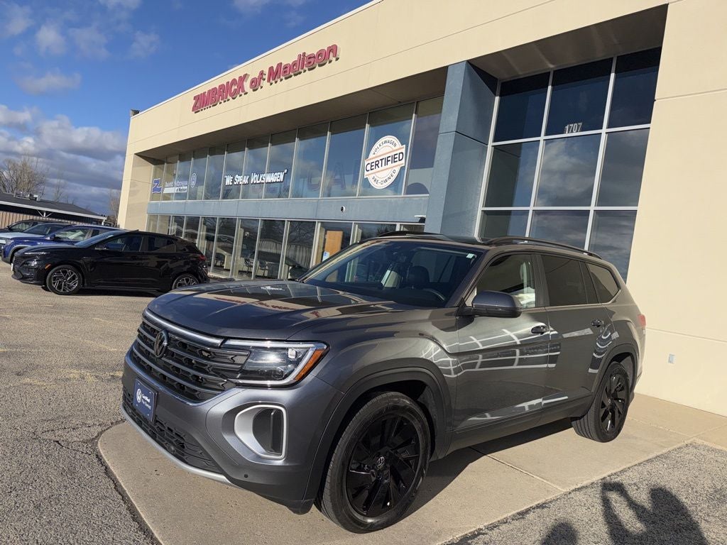 2024 Volkswagen Atlas 2.0T SE w/Technology