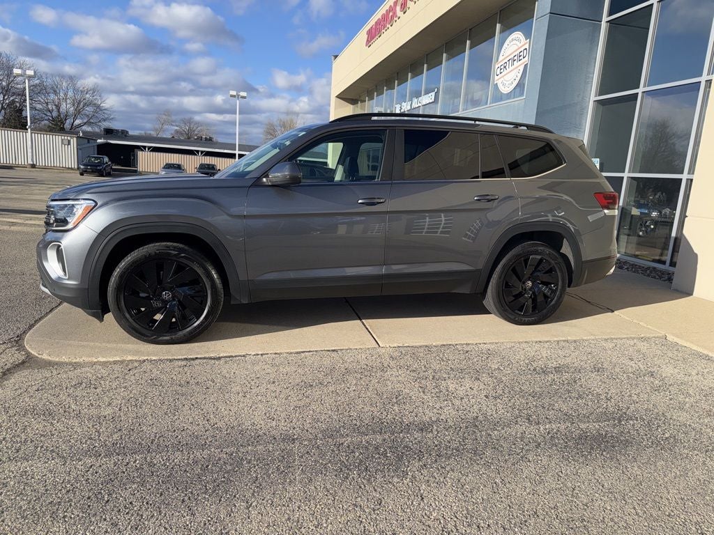 2024 Volkswagen Atlas 2.0T SE w/Technology