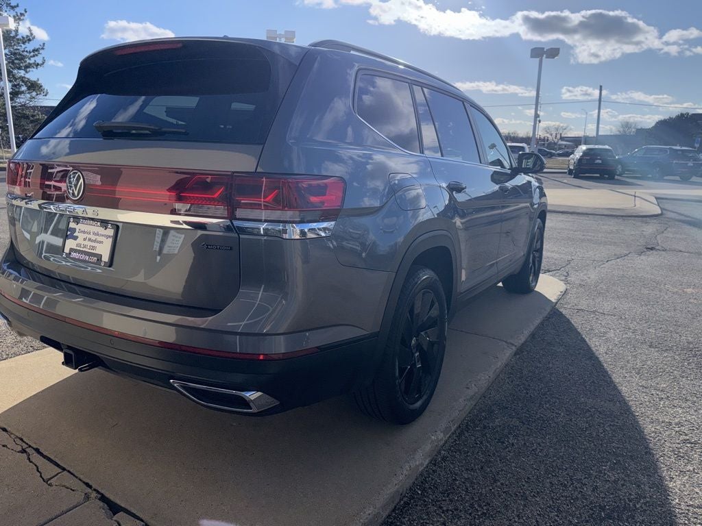 2024 Volkswagen Atlas 2.0T SE w/Technology