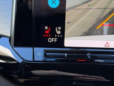 2026 Volkswagen Atlas Cross Sport 2.0T SE