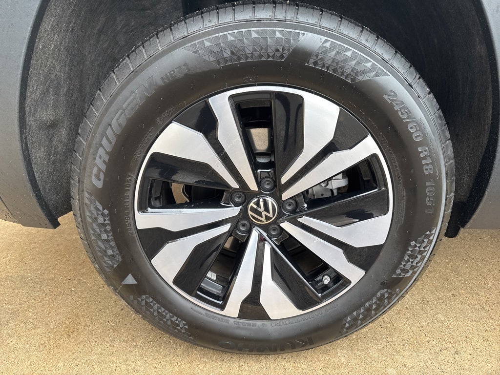 2025 Volkswagen Atlas Cross Sport 2.0T SE