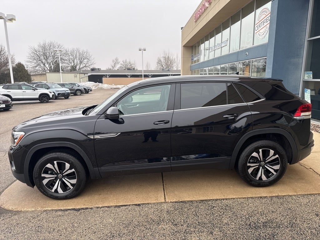2025 Volkswagen Atlas Cross Sport 2.0T SE