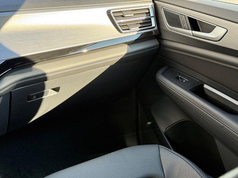 2025 Volkswagen Atlas Cross Sport 2.0T SE