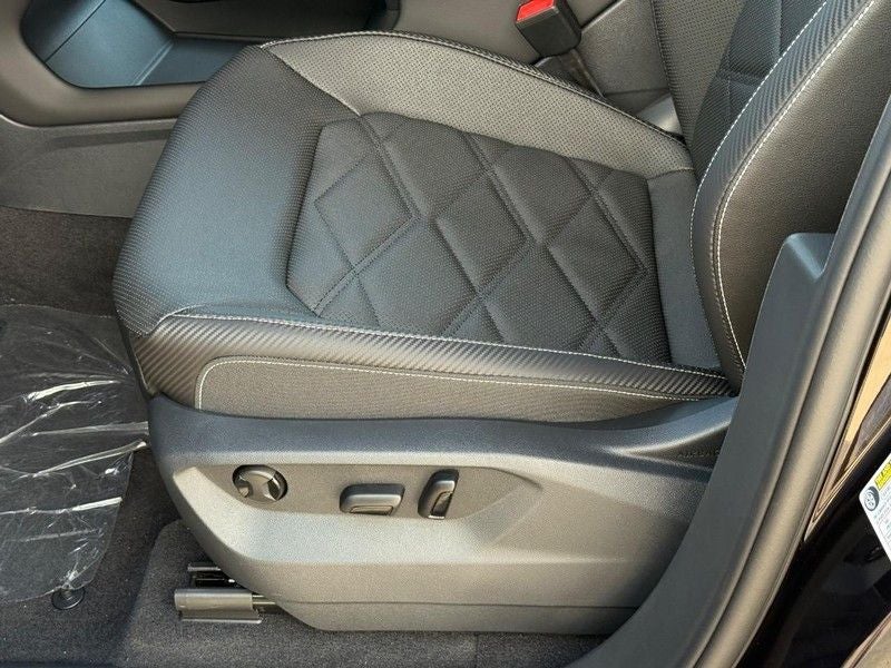 2025 Volkswagen Atlas Cross Sport 2.0T SE