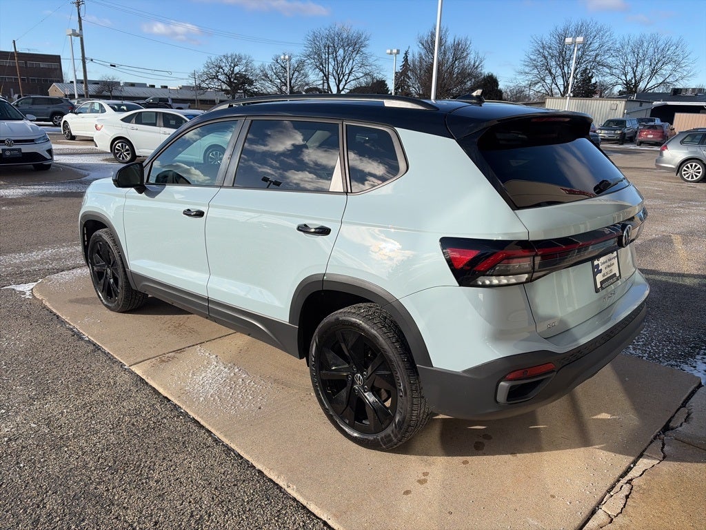 2025 Volkswagen Taos 1.5T SE Black