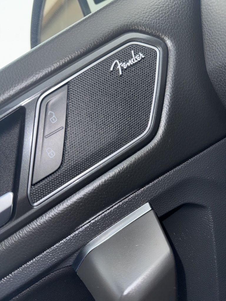 2022 Volkswagen Tiguan 2.0T SEL R-Line