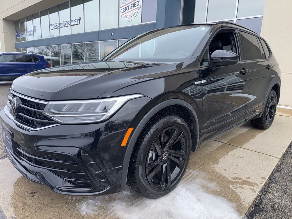 2024 Volkswagen Tiguan 2.0T SE R-Line Black