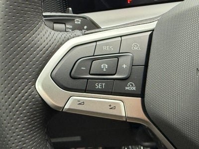 2025 Volkswagen Tiguan 2.0T SE R-Line Black