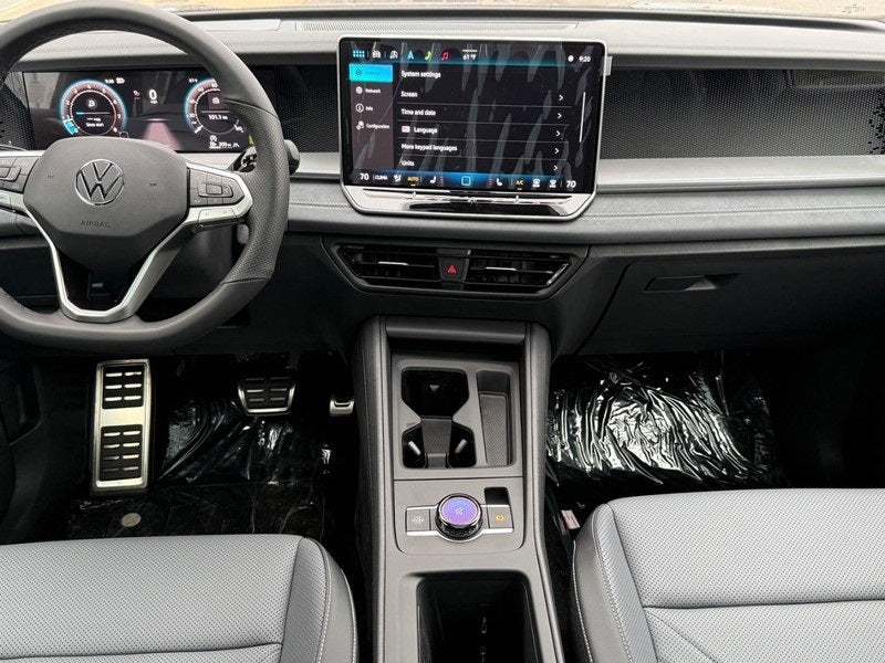 2025 Volkswagen Tiguan 2.0T SE R-Line Black