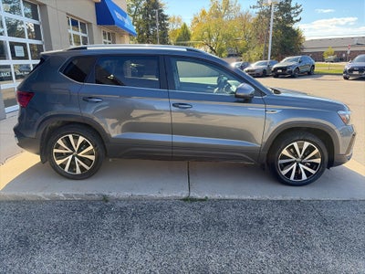 2023 Volkswagen Taos 1.5T SE