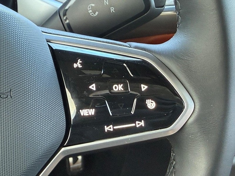 2025 Volkswagen ID. Buzz Pro S Plus