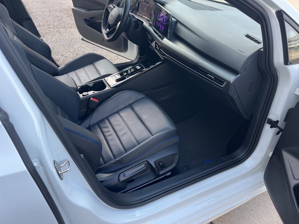 2024 Volkswagen Golf R 2.0T