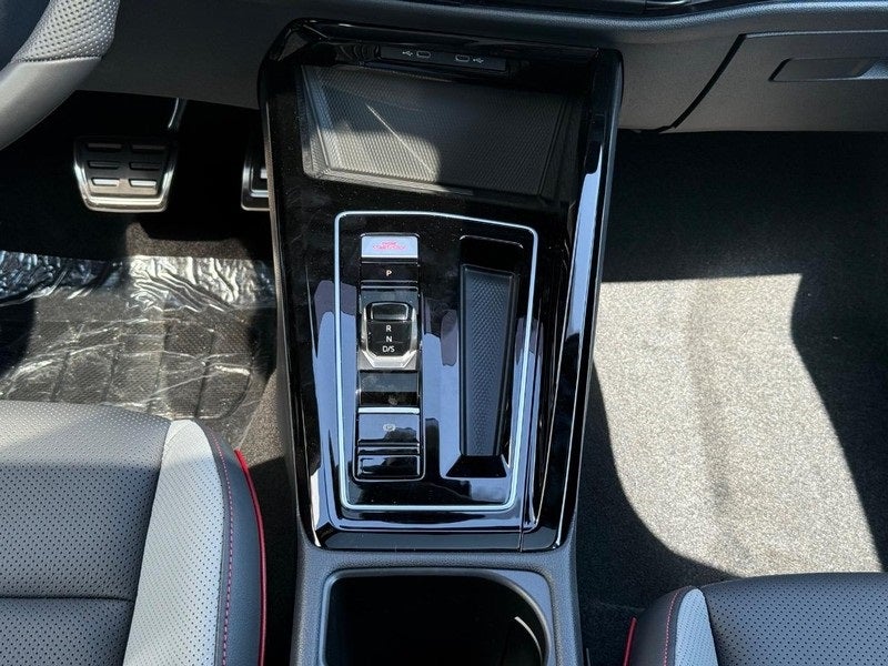 2025 Volkswagen Golf GTI Autobahn