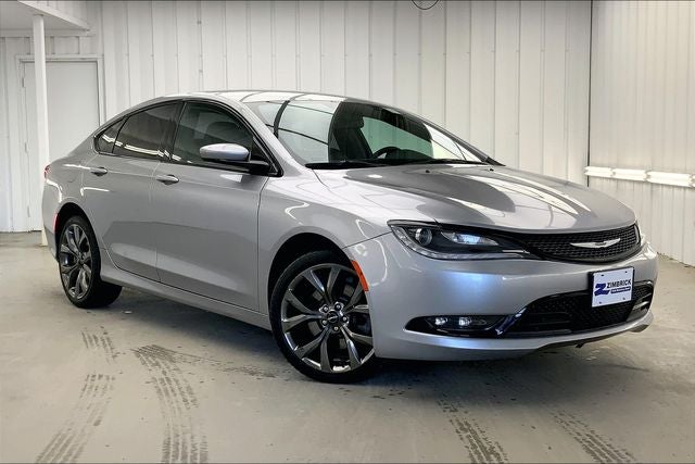 2015 Chrysler 200 S