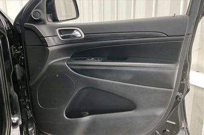 2021 Jeep Grand Cherokee Freedom Edition