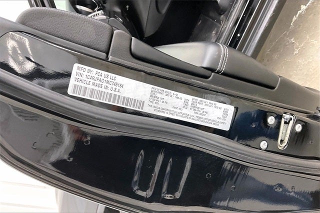 2021 Jeep Grand Cherokee Freedom Edition