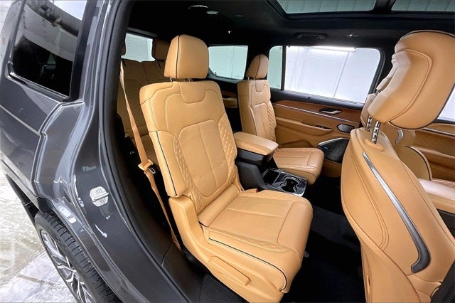 2021 Jeep Grand Cherokee L Summit