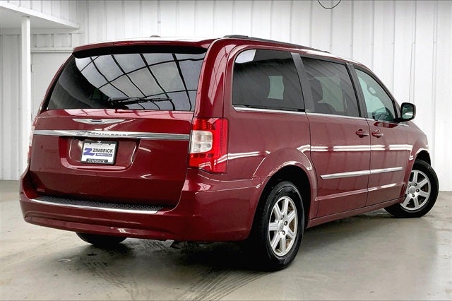2012 Chrysler Town & Country Touring