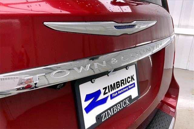 2012 Chrysler Town & Country Touring