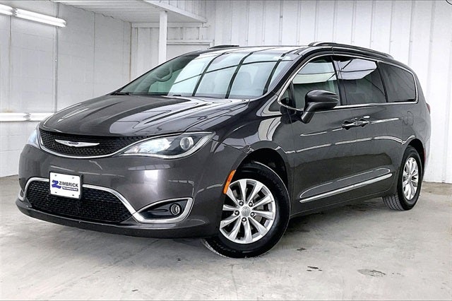2019 Chrysler Pacifica Touring L