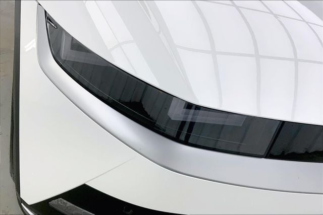 2025 Hyundai IONIQ 5 SE