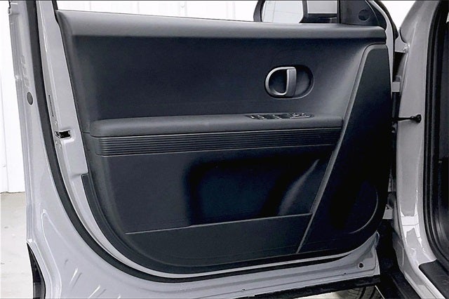 2025 Hyundai IONIQ 5 SE