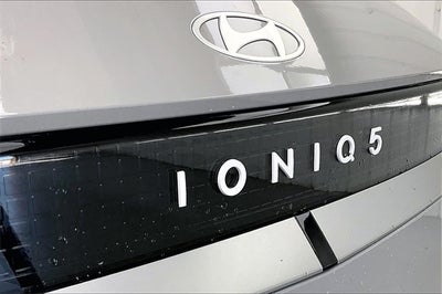 2025 Hyundai IONIQ 5 SE