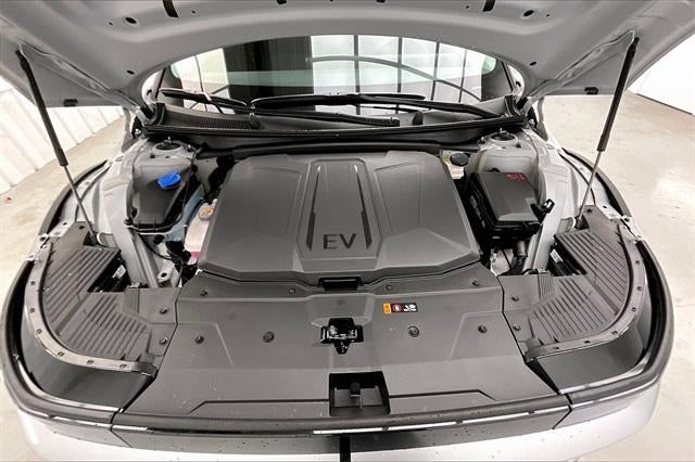 2025 Hyundai IONIQ 5 SE