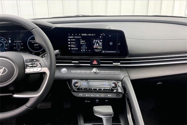 2026 Hyundai Elantra Hybrid Limited