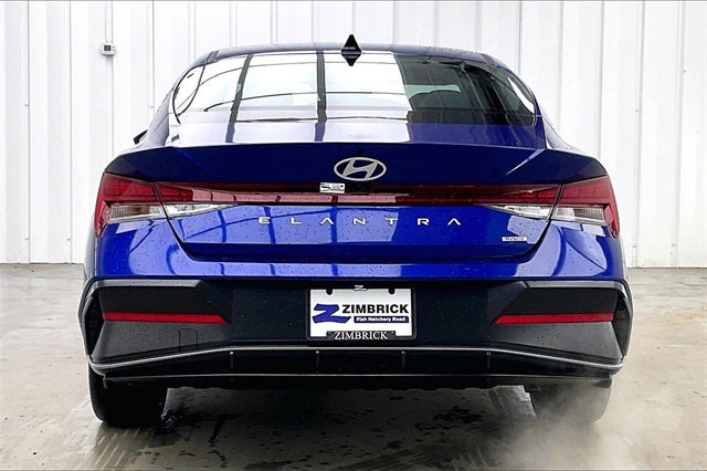 2026 Hyundai Elantra Hybrid Limited