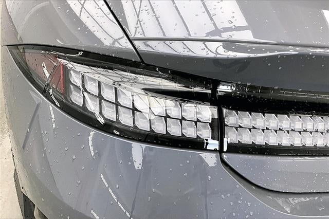 2025 Hyundai IONIQ 6 SE