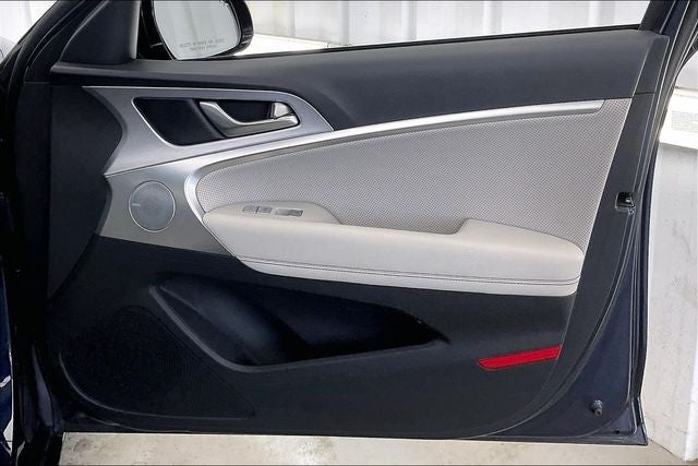 2021 Genesis G70 2.0T