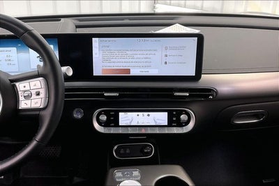 2024 Genesis GV60 Advanced