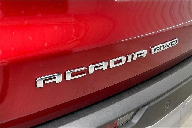 2025 GMC Acadia Elevation