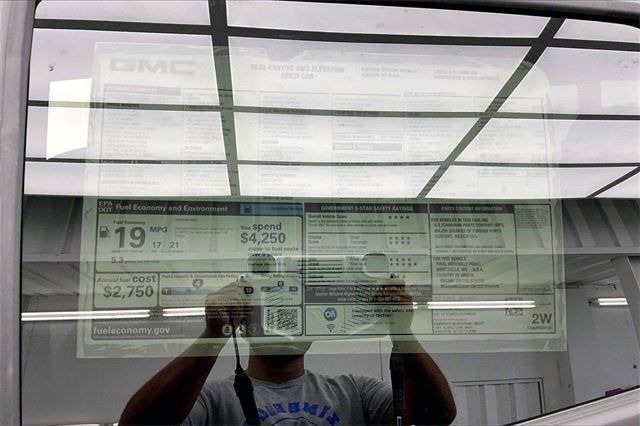 2025 GMC Canyon Elevation