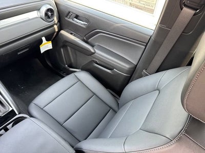 2025 Chevrolet Colorado WT/LT